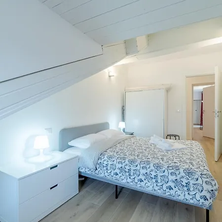 Guesthost - Quadrilatero Romano! Elegant Flat 아파트 *