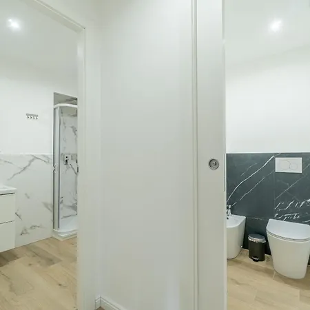 Quadrilatero Romano! Elegant Flat