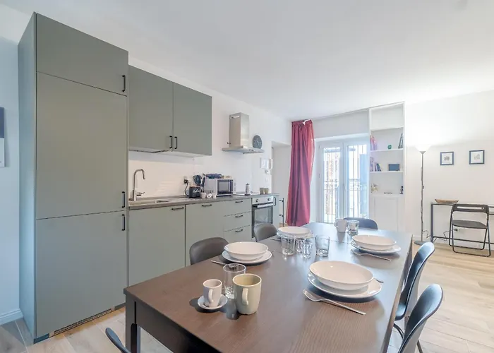 Guesthost - Quadrilatero Romano! Elegant Flat