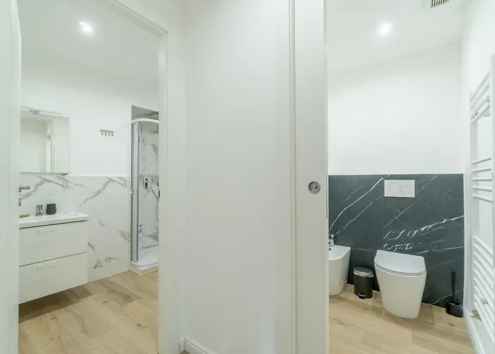 Guesthost - Quadrilatero Romano! Elegant Flat