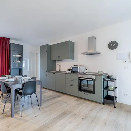 Guesthost - Quadrilatero Romano! Elegant Flat *