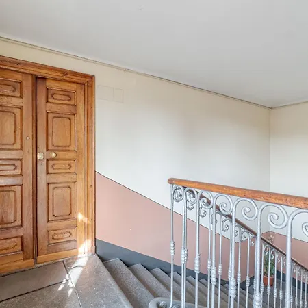 Guesthost - Quadrilatero Romano! Elegant Flat Apartment Turin