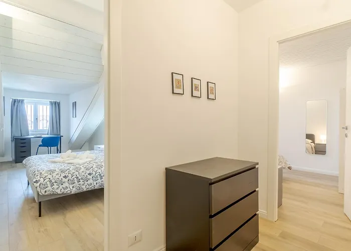 Guesthost - Quadrilatero Romano! Elegant Flat Apartmán *