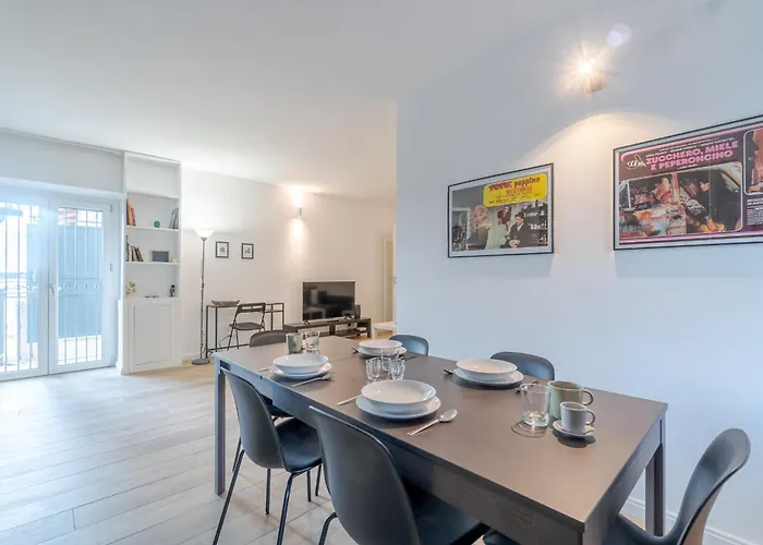 Guesthost - Quadrilatero Romano! Elegant Flat Apartmán
